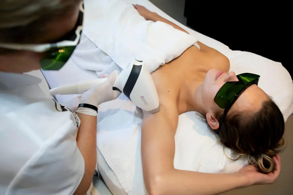 Laserontharing oksel - Kik Your Skin